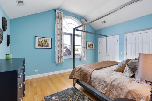 3419 Kolmar Ave, Chicago IL 60712-4703 exterior