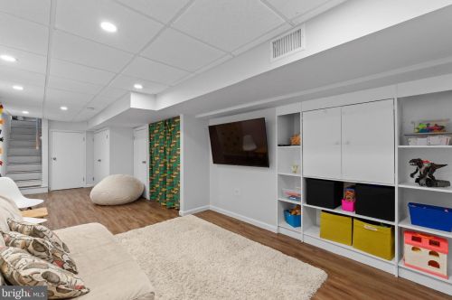 605 Catharine St, Philadelphia PA 19147-2909 exterior