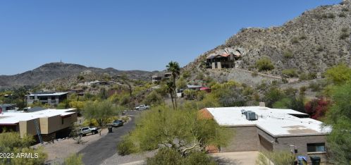 1825 Cinnabar Ave, Phoenix AZ  85020-1916 exterior