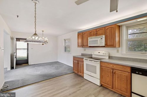 3023 Castleleigh Rd, Silver Spring MD 20904-1713 exterior