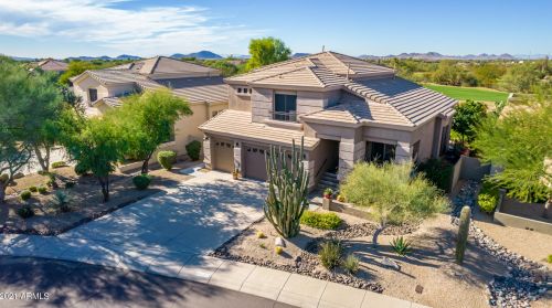 23002 52nd St, Phoenix AZ 85018-4402 exterior