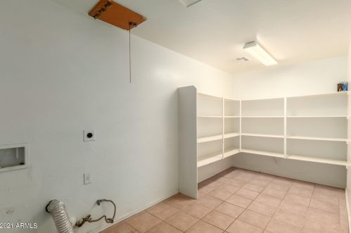 6810 39 Ln, Phoenix AZ 85029-3000 exterior