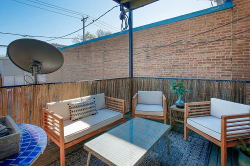 7153 Irving Park Rd, Chicago IL  60634-3148 exterior