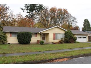 2125 Sally Way, Eugene, OR 97401-6440