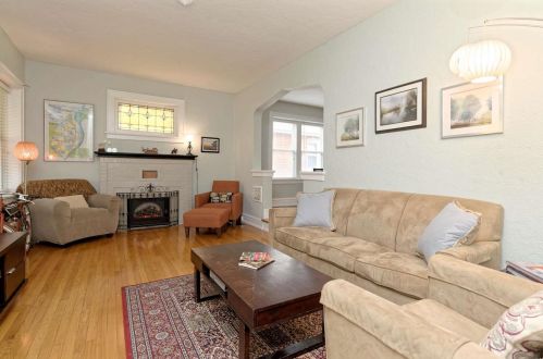 4127 Hvn St, Saint Louis MO 63116-2828 exterior