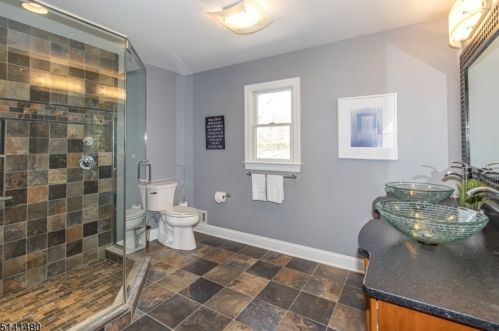 10 Greensview Dr, Scotch Plains NJ 07076-2708 exterior