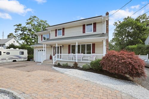 20 Jones Rd, Lacey, NJ 08731-3613