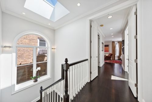 3524 Oakley Ave, Chicago IL 60609-1062 exterior