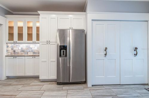 905 Cayuga St, Tampa FL 33603-4216 exterior