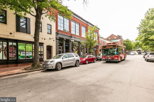 418 Fayette St, Alexandria VA 22314-2228 exterior