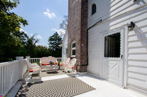 216 Cedar Ave, Red Bank NJ 07704 exterior