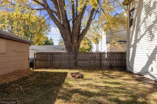 822 Edmund Ave, Saint Paul MN 55104-2578 exterior