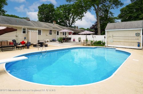 1320 Sunrise Ave, Point Pleasant Beach NJ 08742-4278 exterior