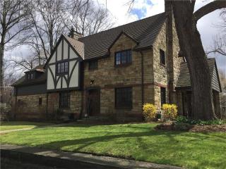 4904 Bayard St, Pittsburgh, PA 15213-1802