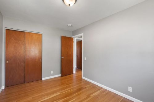 3919 Southern Aire Dr, Saint Louis MO 63125-4440 exterior