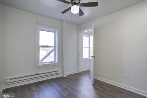 3452 Frankford Ave, Philadelphia PA 19134-2651 exterior