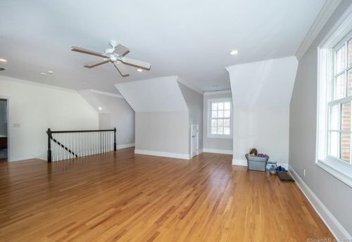 65 Sturges Rdg Rd, Wilton CT 06897-3229 exterior