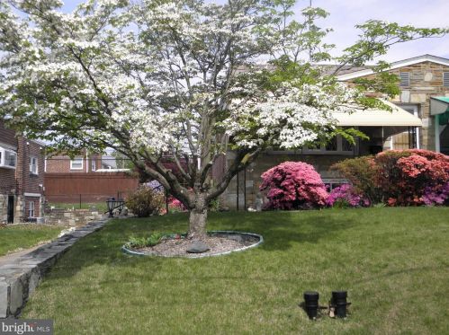 9242 Frankford Ave, Philadelphia, PA 19114-2824