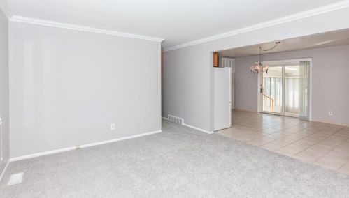 3704 Borgess Dr, Kalamazoo, MI 49048-1065