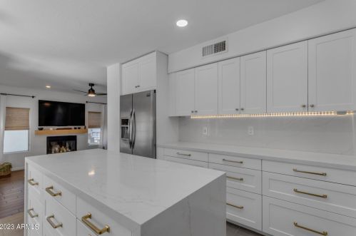 5773 Shannon St, Chandler AZ 85226-1859 exterior