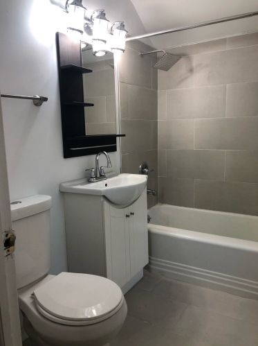 9437 Sacramento, Chicago IL 60805-2635 exterior