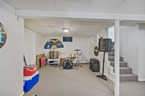 73 Gray St, Providence RI 02904-4702 exterior