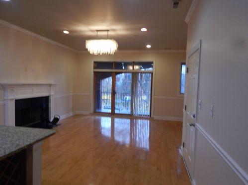 4218 King Dr, Chicago IL 60653-2602 exterior