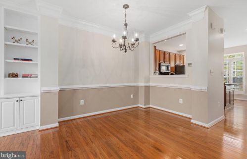 5124 Knapp Pl, Alexandria VA 22304-8637 exterior