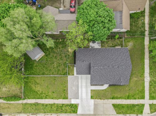 2140 Harding Ave, Meskegon MI 49441-1410 exterior