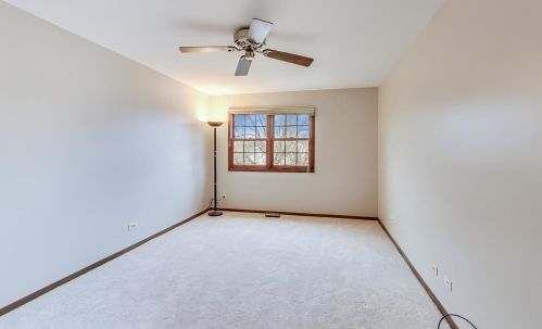 1312 Creighton Ave, Naperville IL 60565-2954 exterior