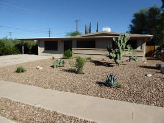 6801 Flamenco Dr, Tucson AZ  85710-2261 exterior