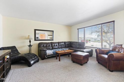 1930 Earhart Ct, Oxnard, CA 93033-4020