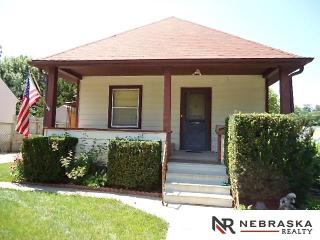 964 48 St, Omaha NE  68106-4037 exterior