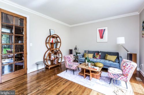 9820 Avenel Farm Dr, Rockville MD 20854-5410 exterior