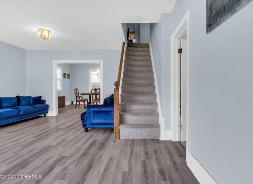 6 Elmwood Ave, West Long Branch NJ  07764-1821 exterior