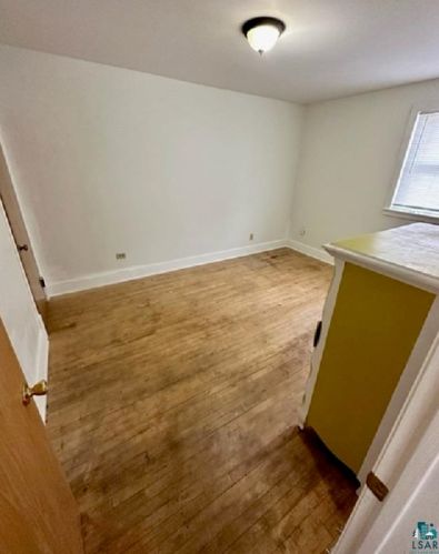 1226 3 St, Duluth MN 55805-1727 exterior