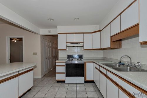 2507 Neva Ave, Chicago IL 60634-4719 exterior