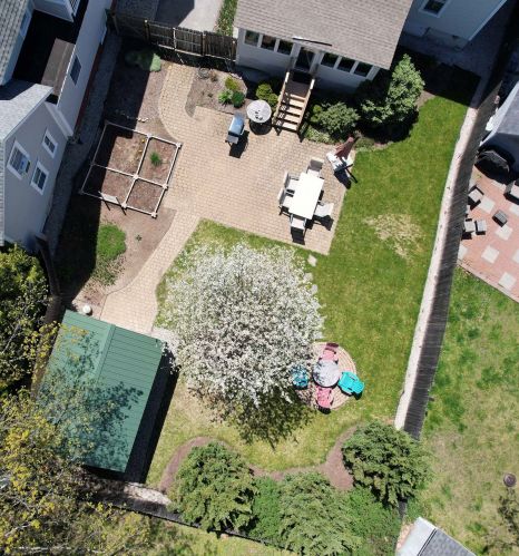 10 Lyndon St, Concord, NH 03301-4450