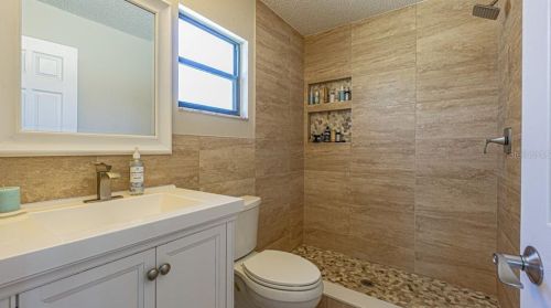 9018 Gln Moor Ln, Port Richey FL 34668-4945 exterior