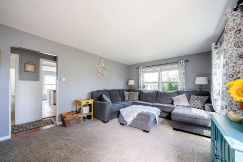 1280 Cornell Rd, Meskegon MI 49441-3834 exterior