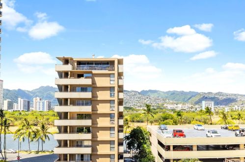 431 Nahua St, Honolulu HI  96815-2963 exterior