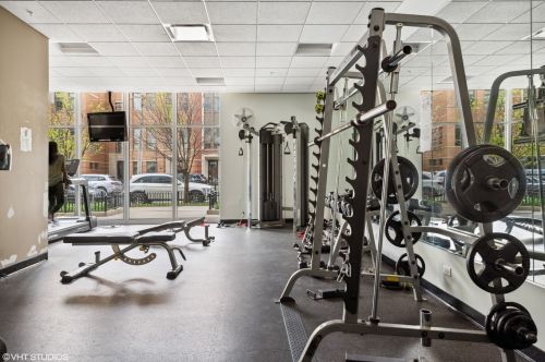 1629 Prairie Ave, Chicago IL  60616-4403 exterior