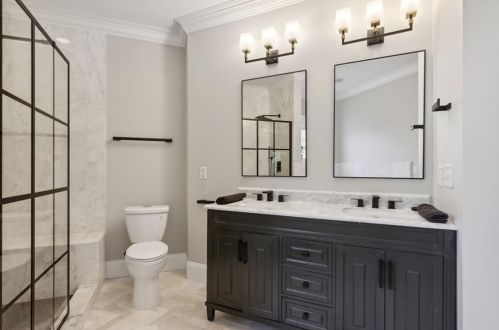 560 Morgan St, Atlanta GA 30308-2821 exterior