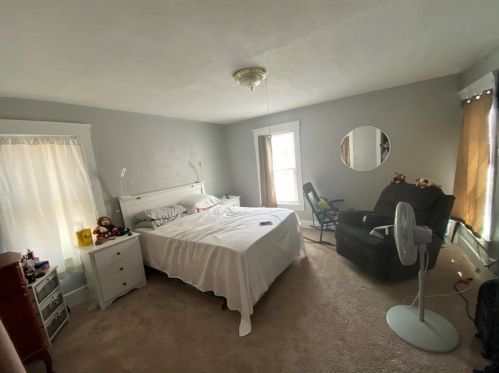 31 Vernon St, Worcester MA 01610-1996 exterior