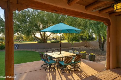 321 Golf Vw Dr, Tucson AZ 85737-9701 exterior