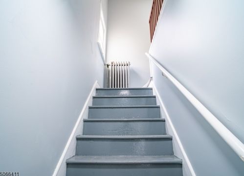 79 Fern Ave, Irvington NJ 07111-3104 exterior