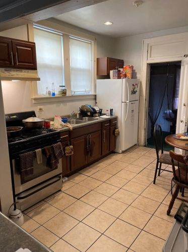 850 88 Pl, Chicago IL 60619-6908 exterior