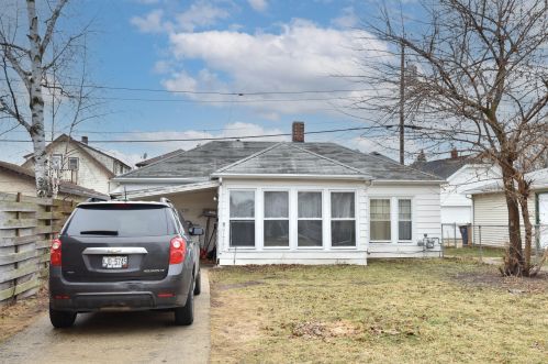 1629 57th St, Milwaukee, WI 53214-5106