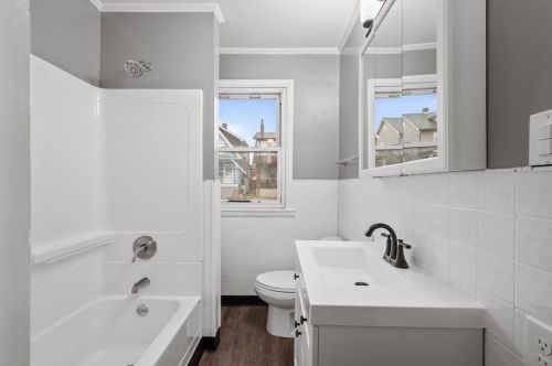 76 Montclair Ave, Pittsburgh PA 15229-1754 exterior