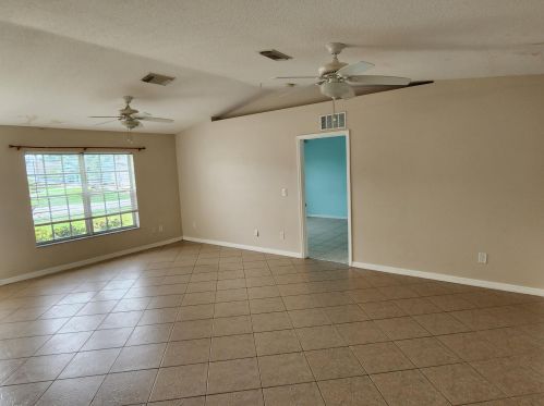 4220 Jarmer Rd, Fort Pierce FL  34953-5668 exterior